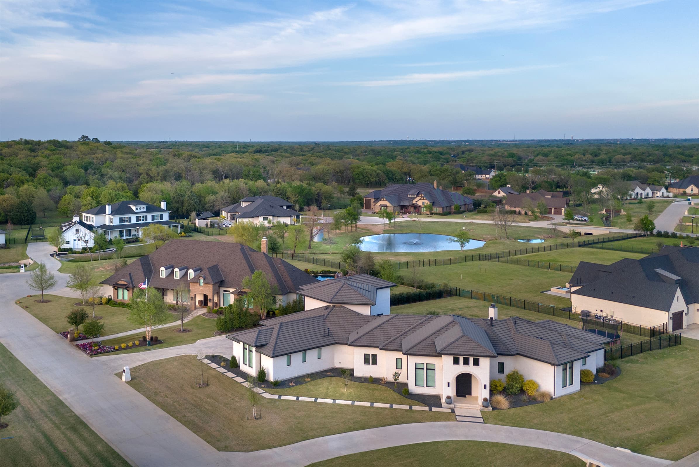 Aerial view of homes and ponds in Copper Creek